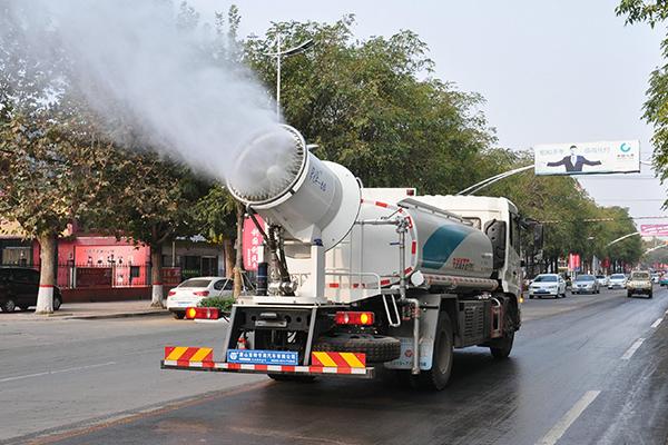 雾炮洒水车——改善城市环境的利器